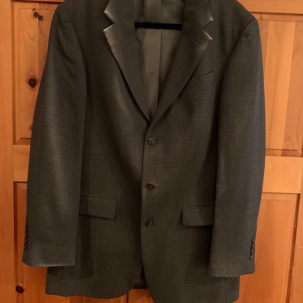 Men’s sport coat, Olive green.